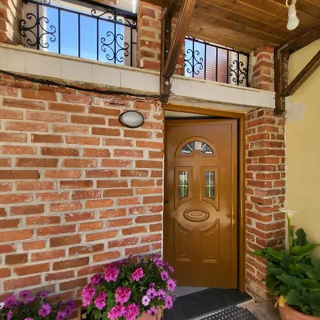 Sea & Relax Hébergement de vacances Saranda